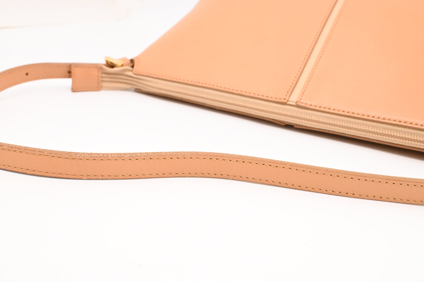 Burberry Shoulder Bag in Brown Leather