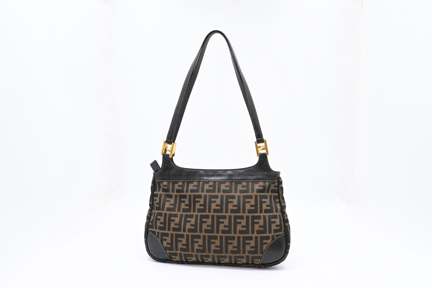 Fendi Shoulder Bag in Zucca Canvas