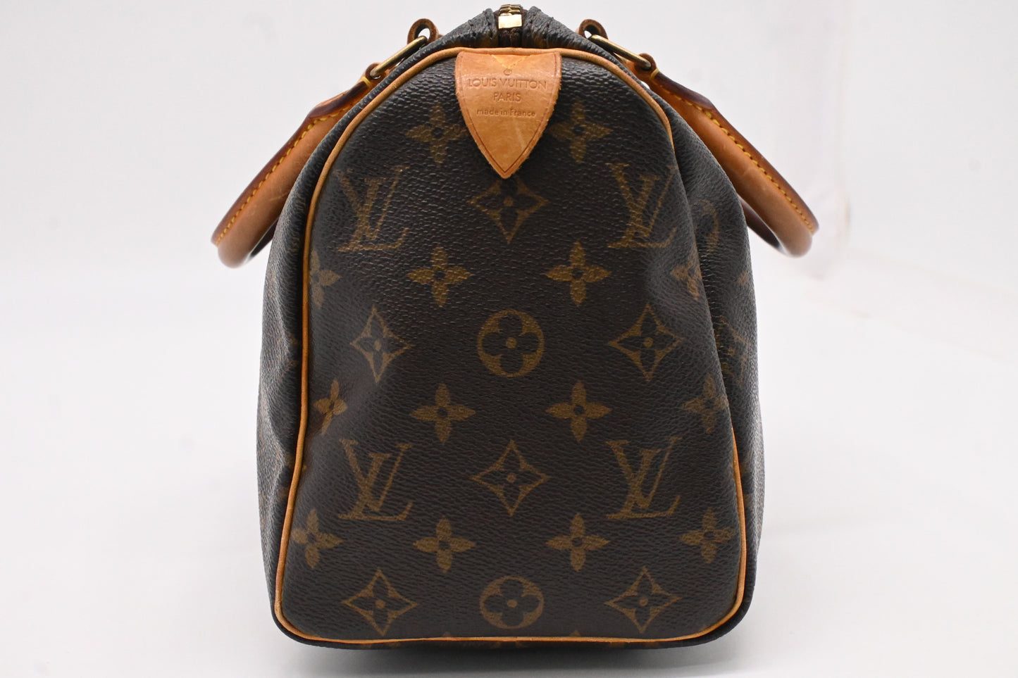Louis Vuitton Speedy 25 in Monogram Canvas