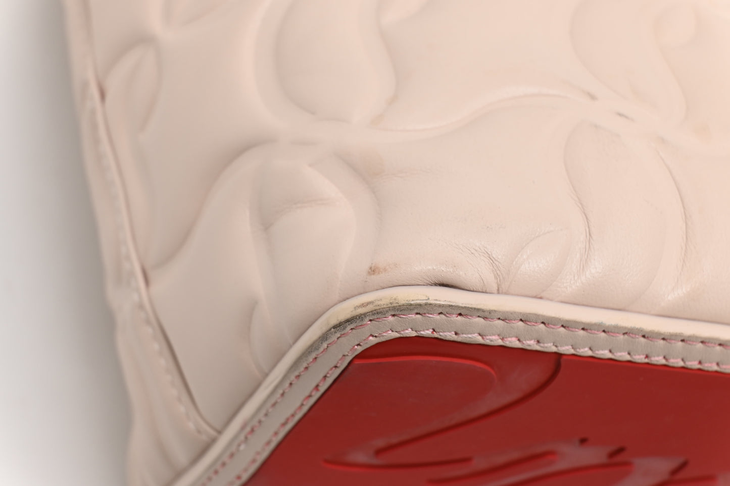 Louboutin Small Cabata in Pink Leather