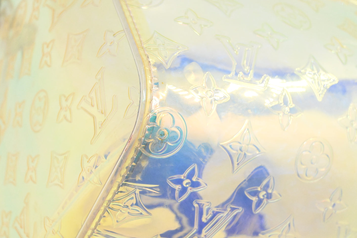 Louis Vuitton Keepall 50 in Prism PVC