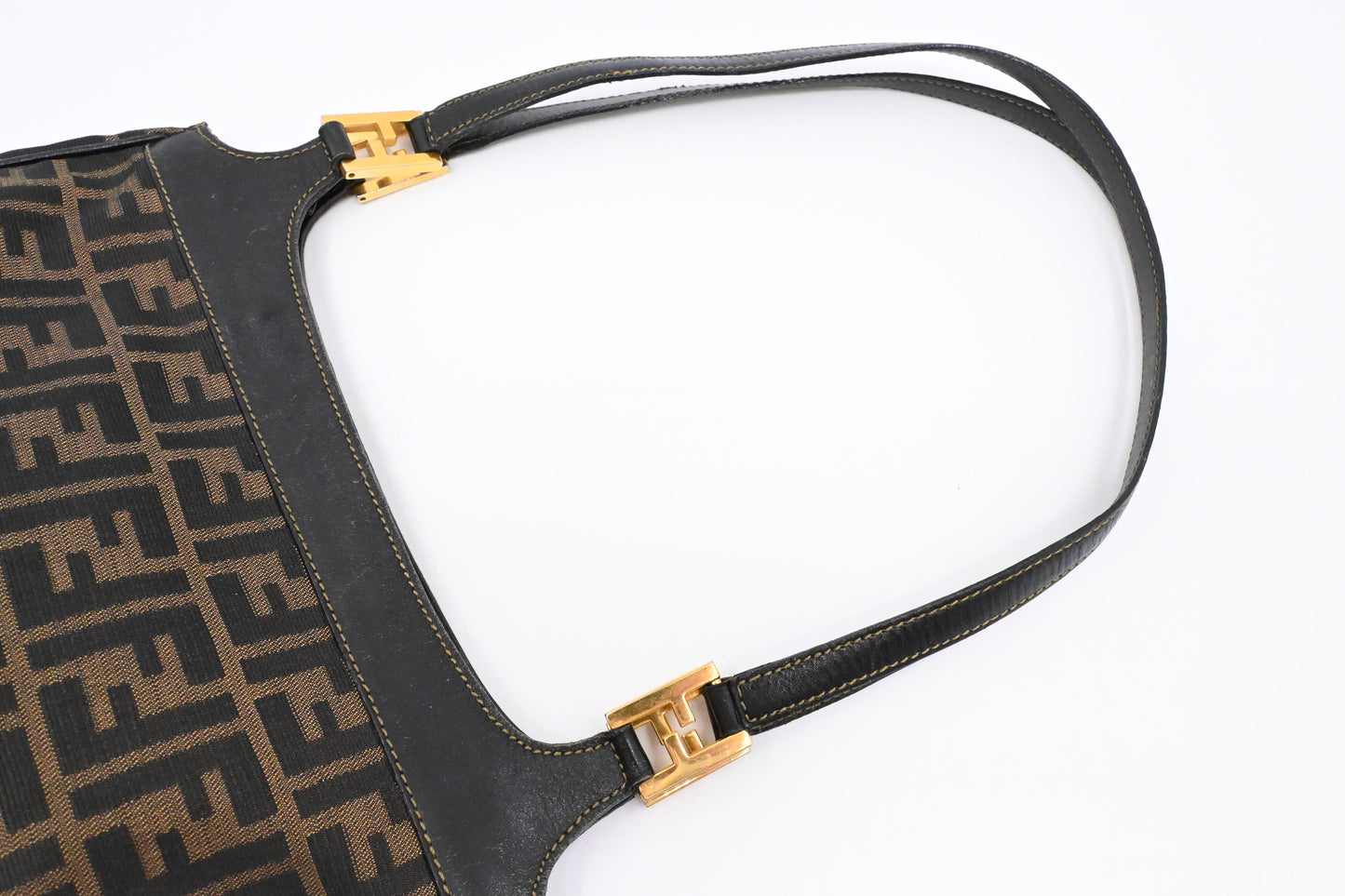 Fendi Shoulder Bag in Zucca Canvas