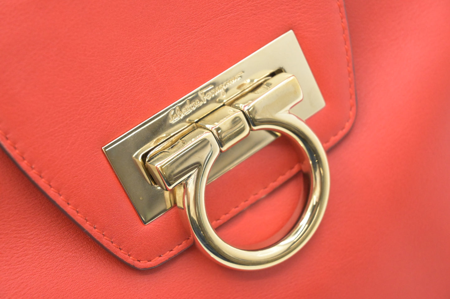 Ferragamo Shoulder Bag in Red Leather