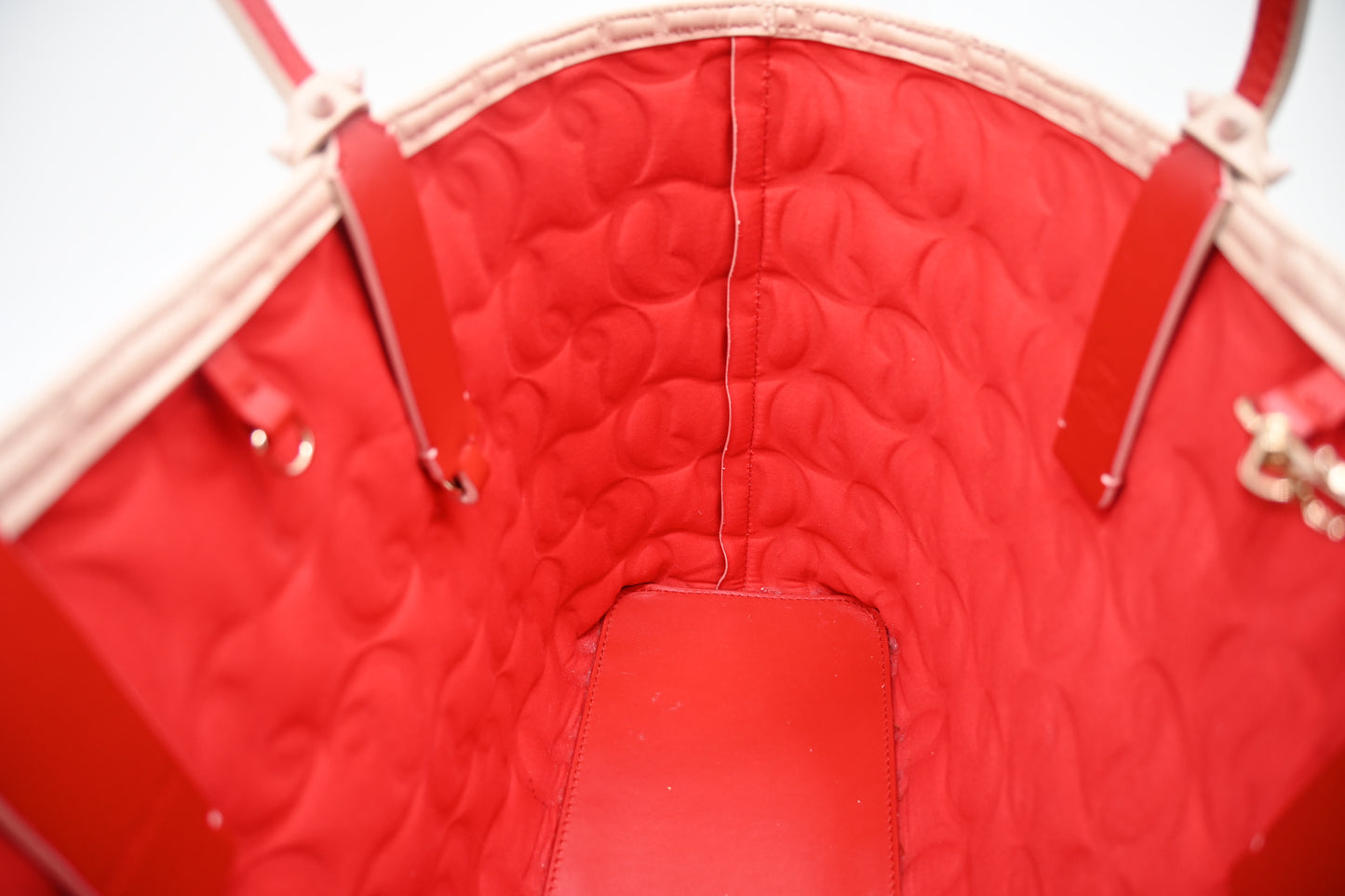 Louboutin Small Cabata in Pink Leather