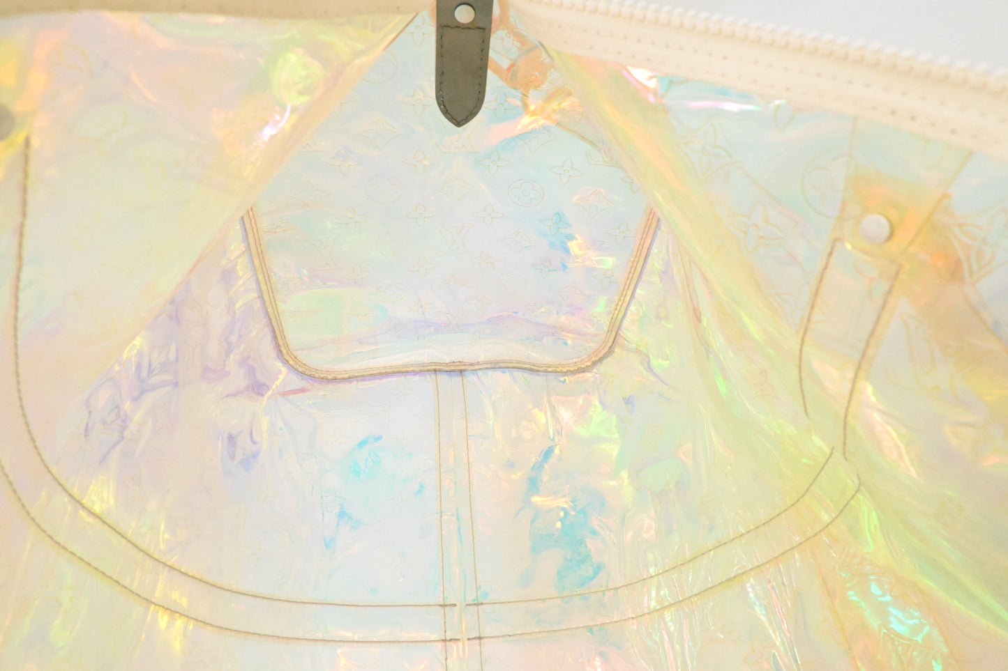 Louis Vuitton Keepall 50 in Prism PVC