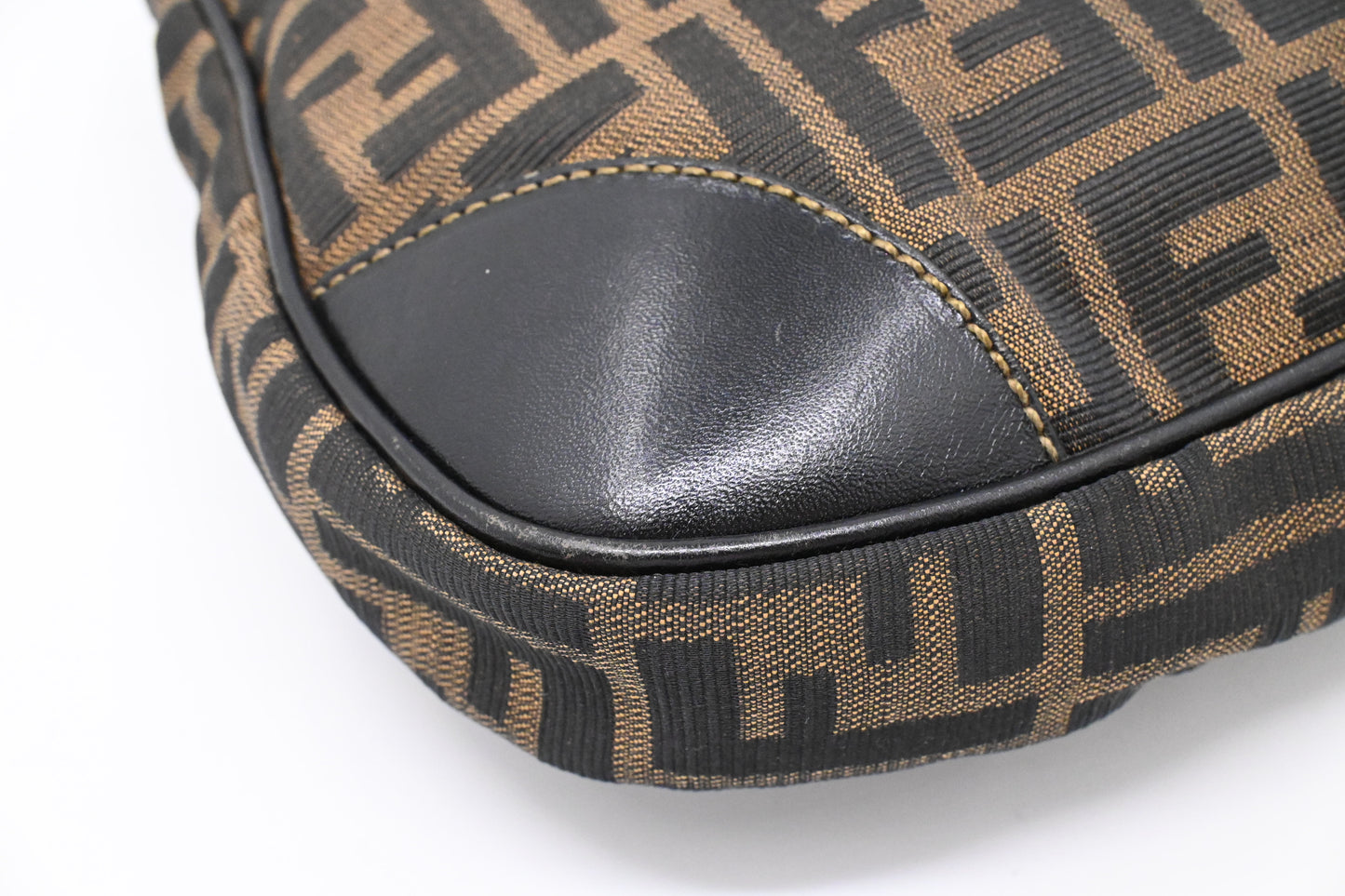 Fendi Shoulder Bag in Zucca Canvas