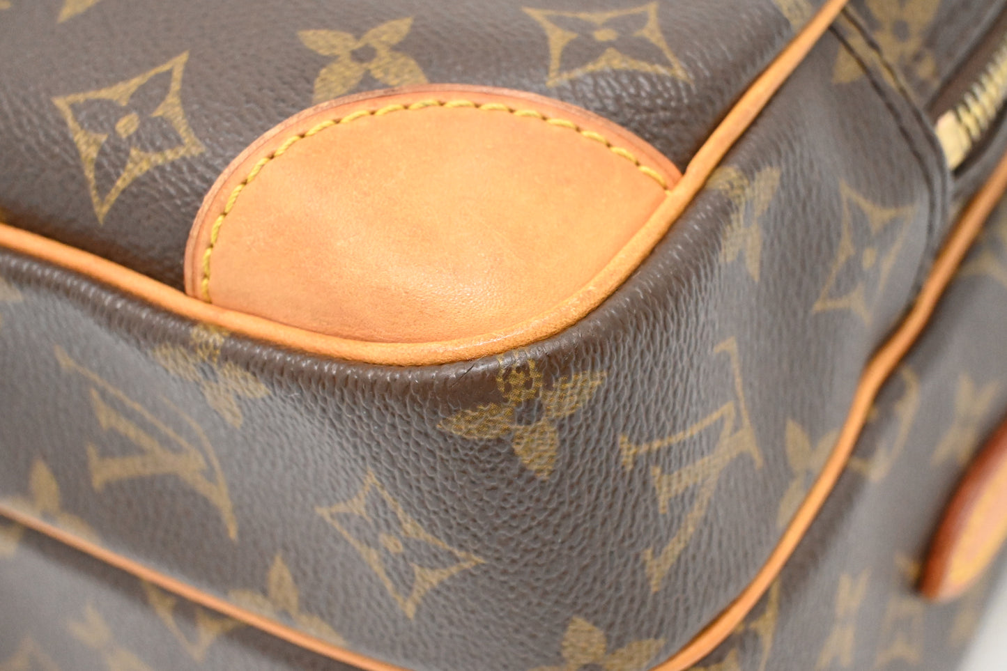 Louis Vuitton Nile in Monogram Canvas