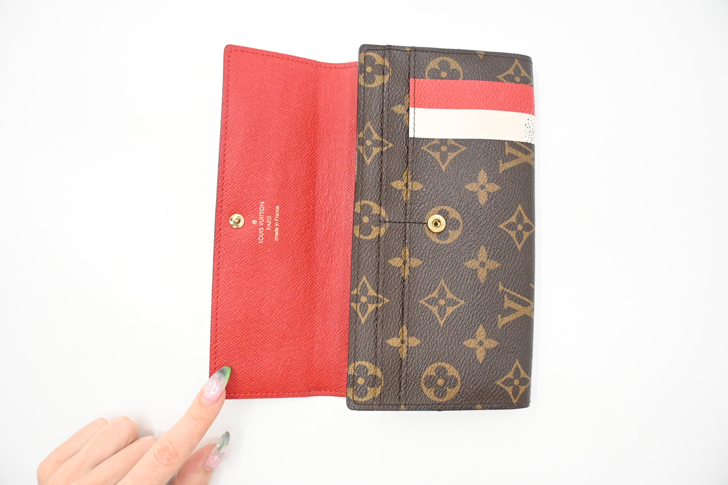 Louis Vuitton Groom Collection Sarah Wallet in Monogram Canvas