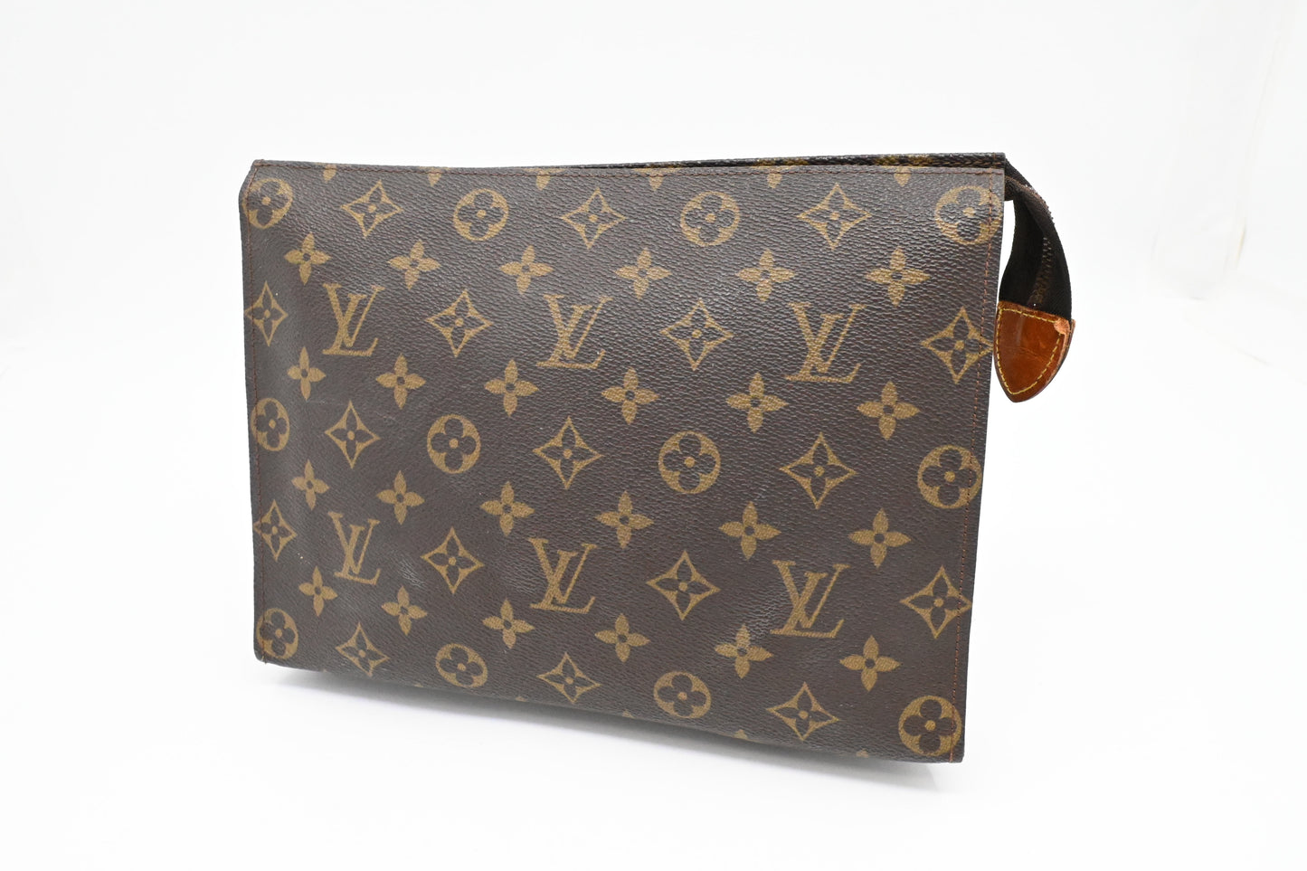 Louis Vuitton Toiletry 26 in Monogram Canvas