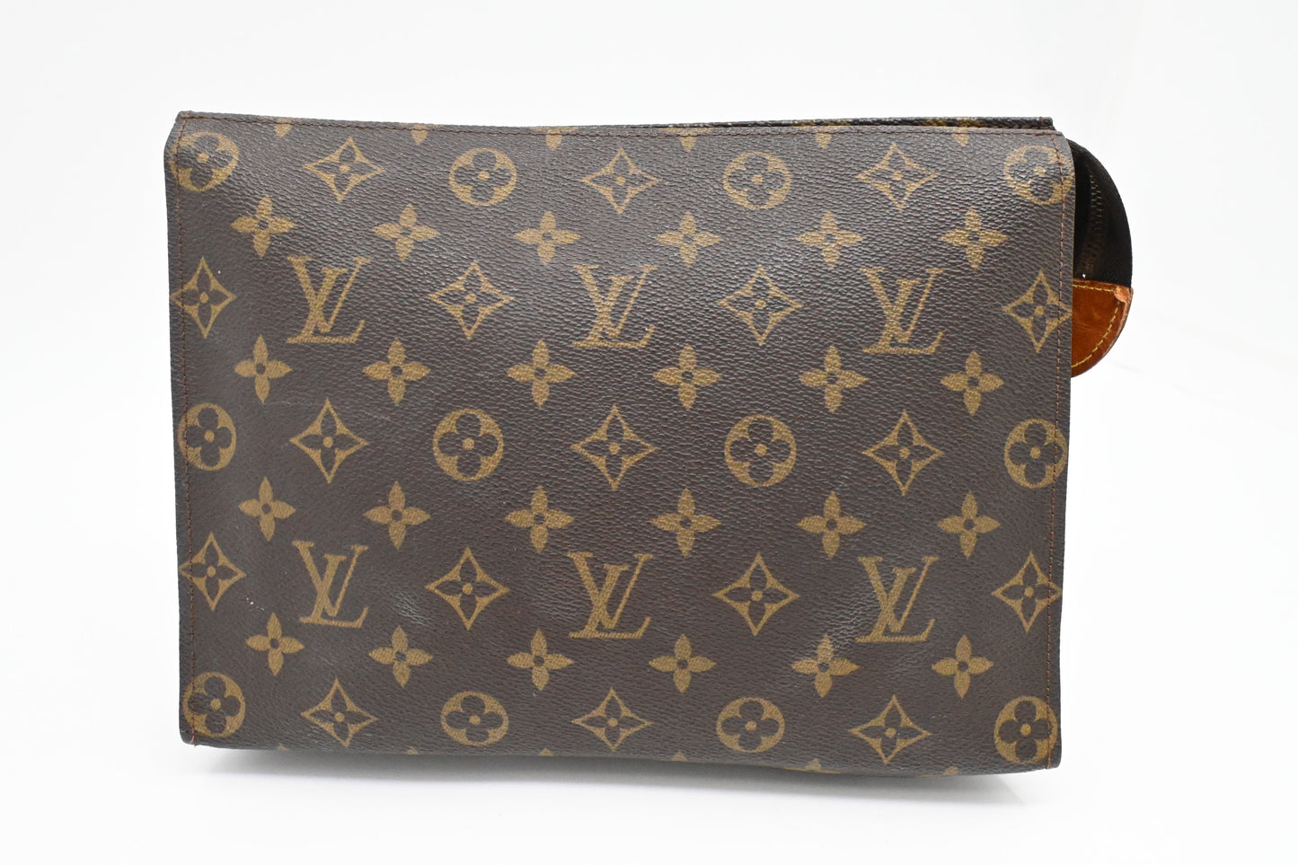 Louis Vuitton Toiletry 26 in Monogram Canvas