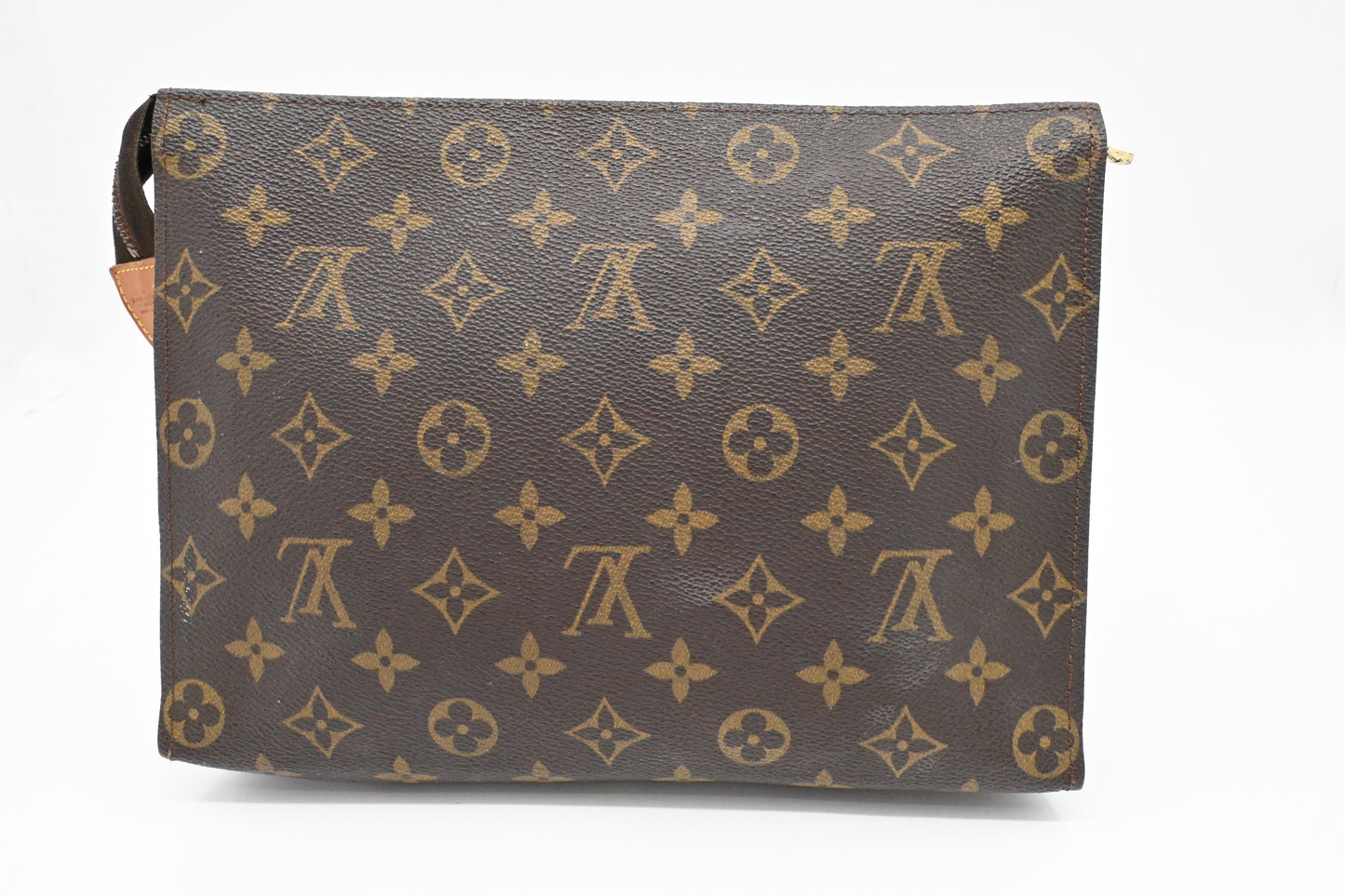 Louis Vuitton Toiletry 26 in Monogram Canvas