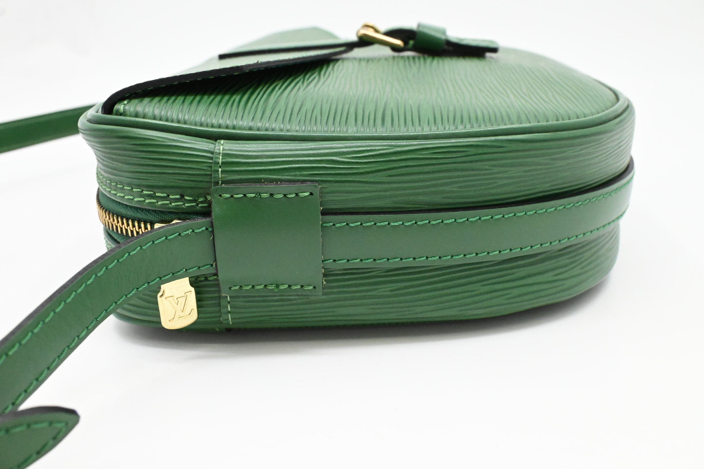 Louis Vuitton Jeune Fille in Green Epi Leather
