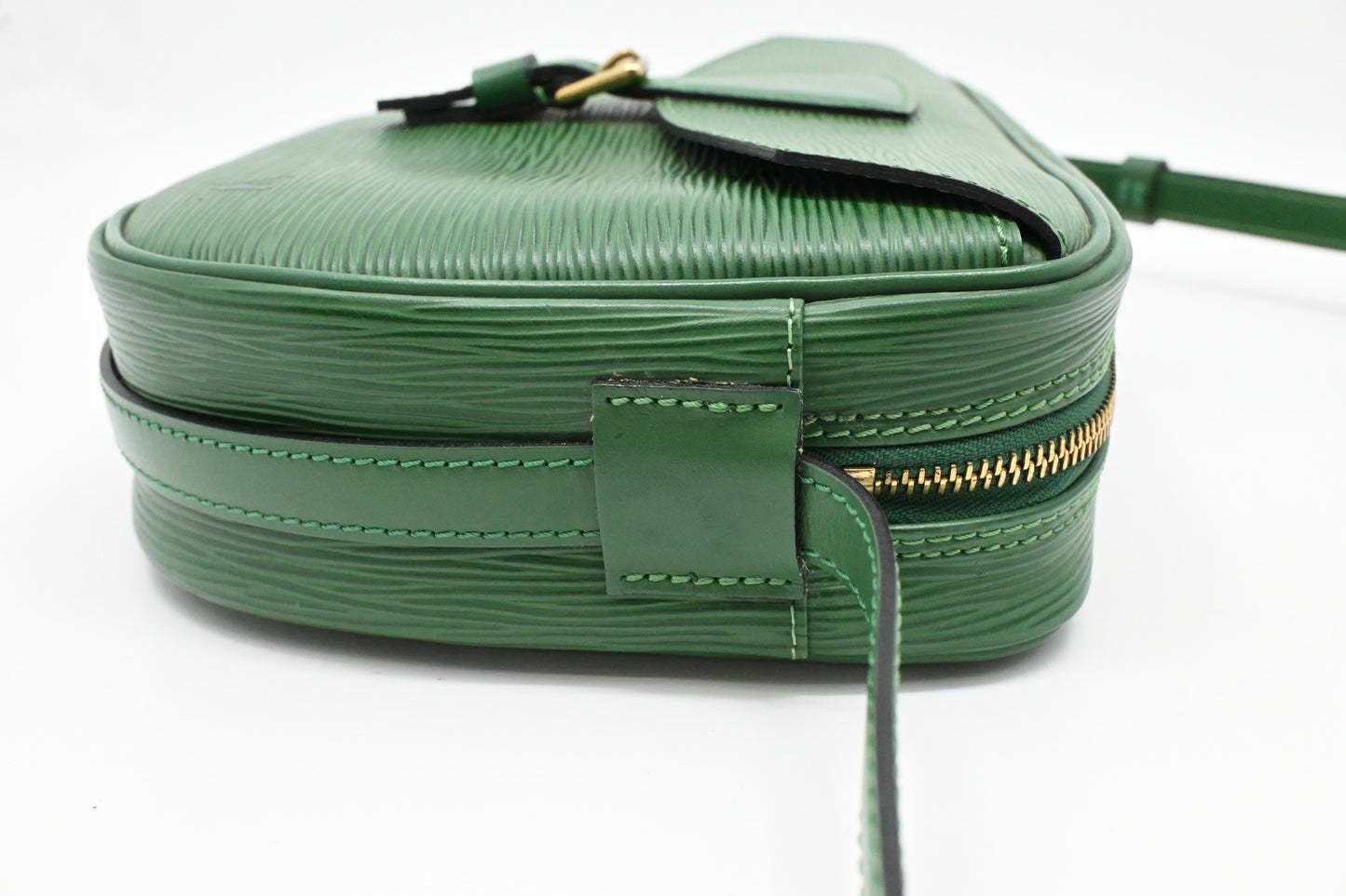 Louis Vuitton Jeune Fille in Green Epi Leather