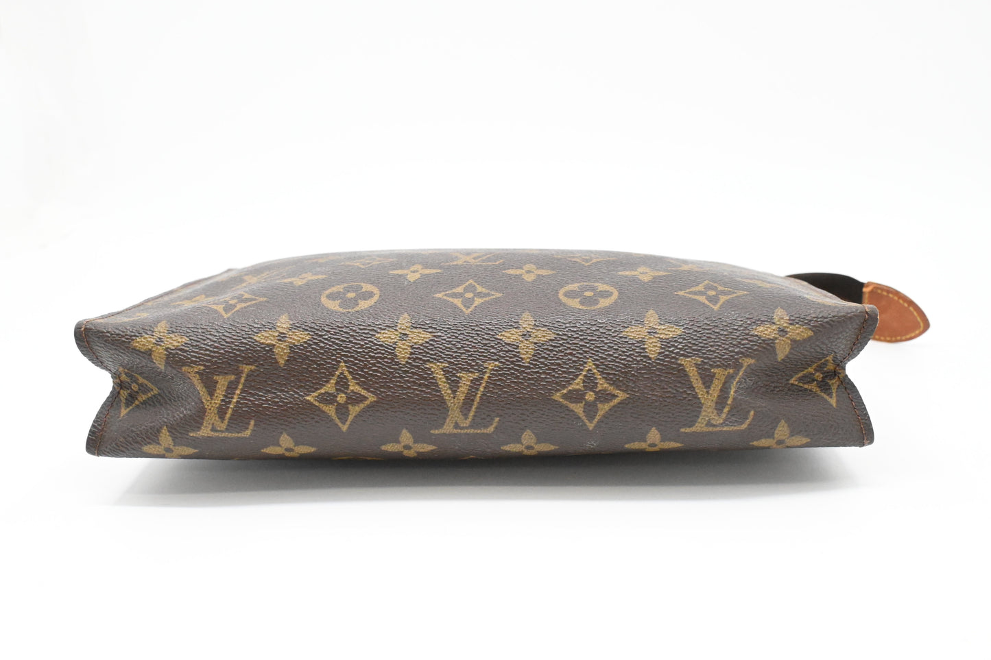 Louis Vuitton Toiletry 26 in Monogram Canvas