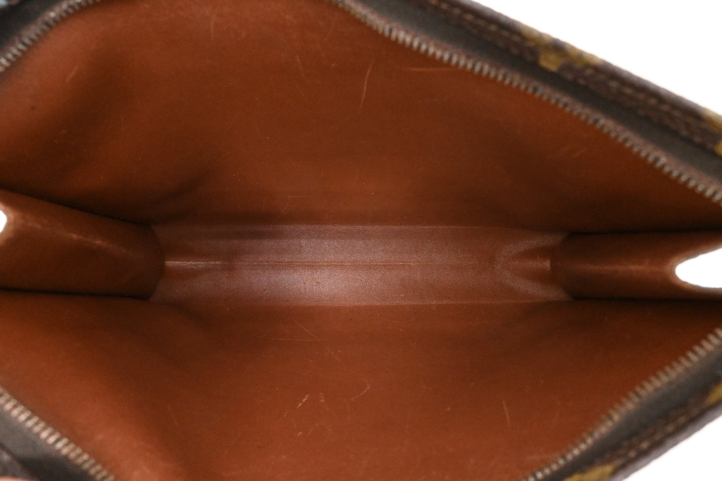 Louis Vuitton Toiletry 26 in Monogram Canvas