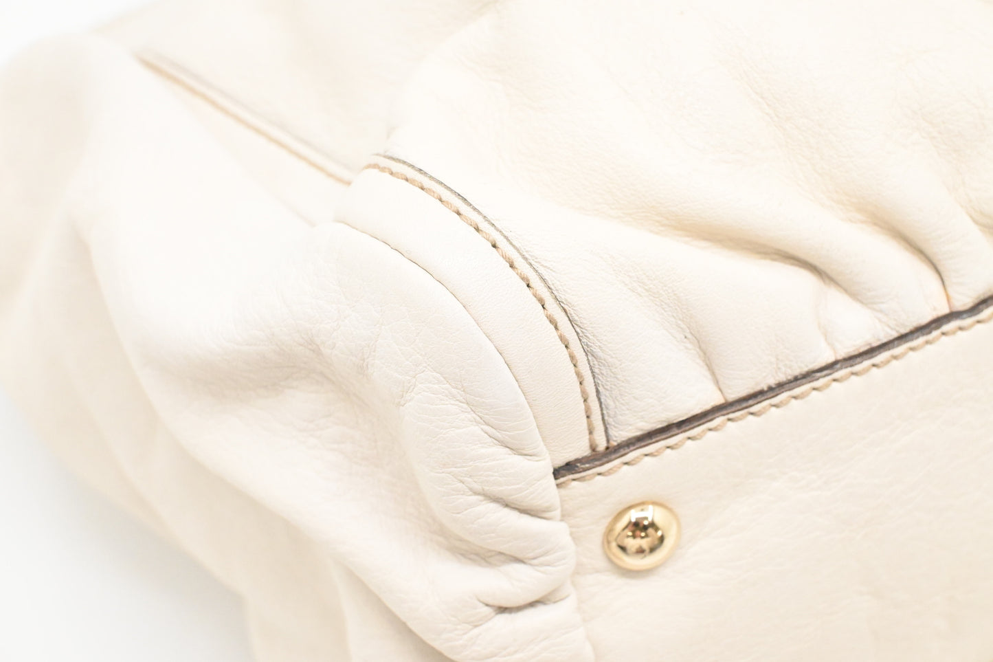 Gucci Abbey Tote in White Leather