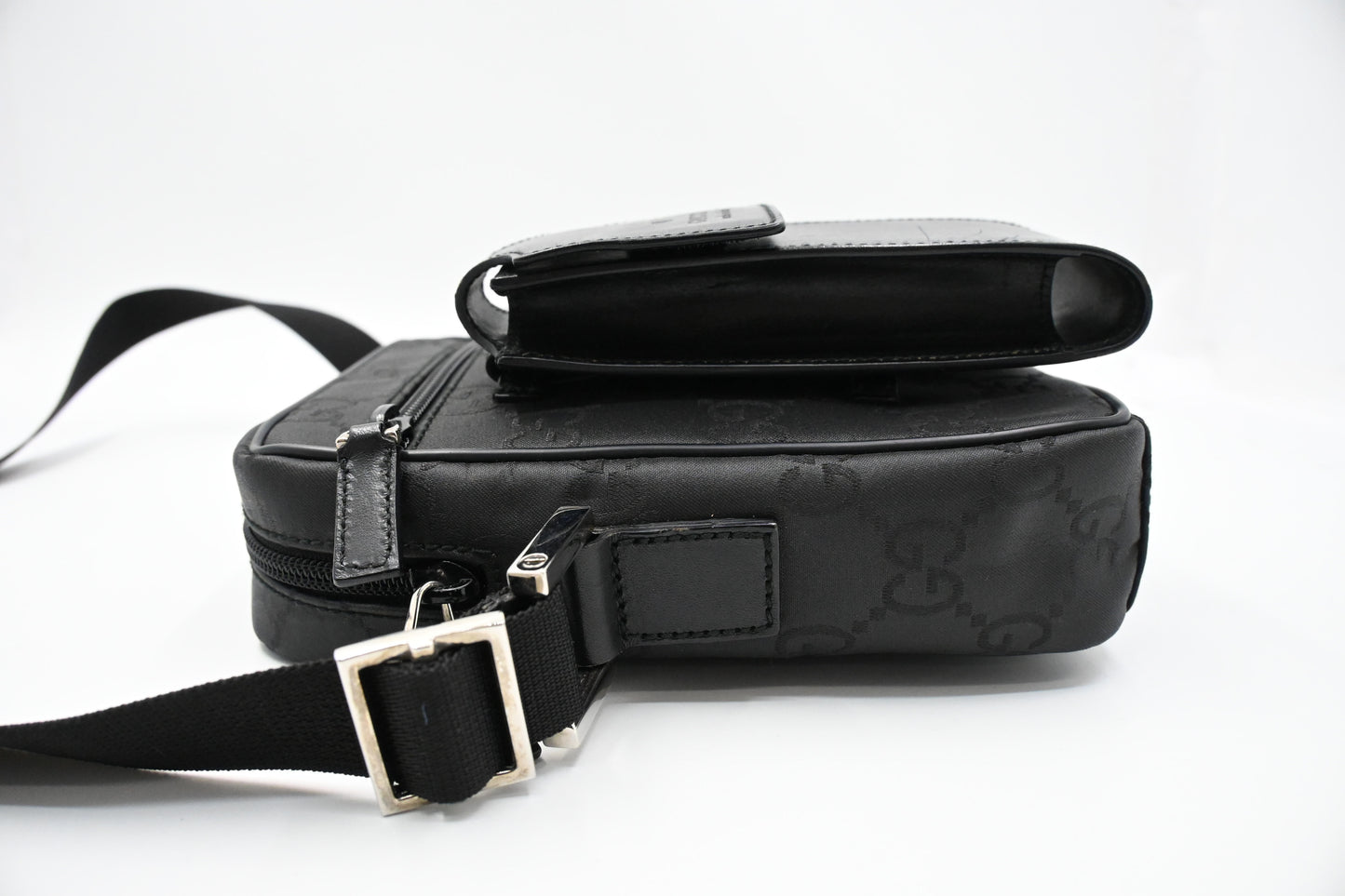Gucci Crossbody Bag in Black Canvas
