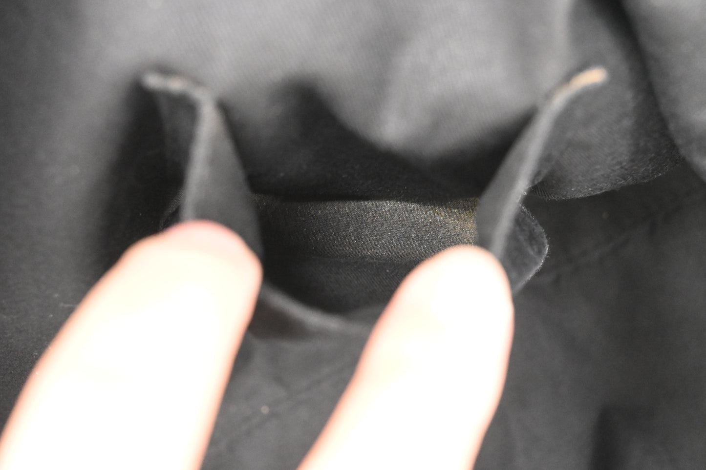 Gucci Abbey Tote in White Leather