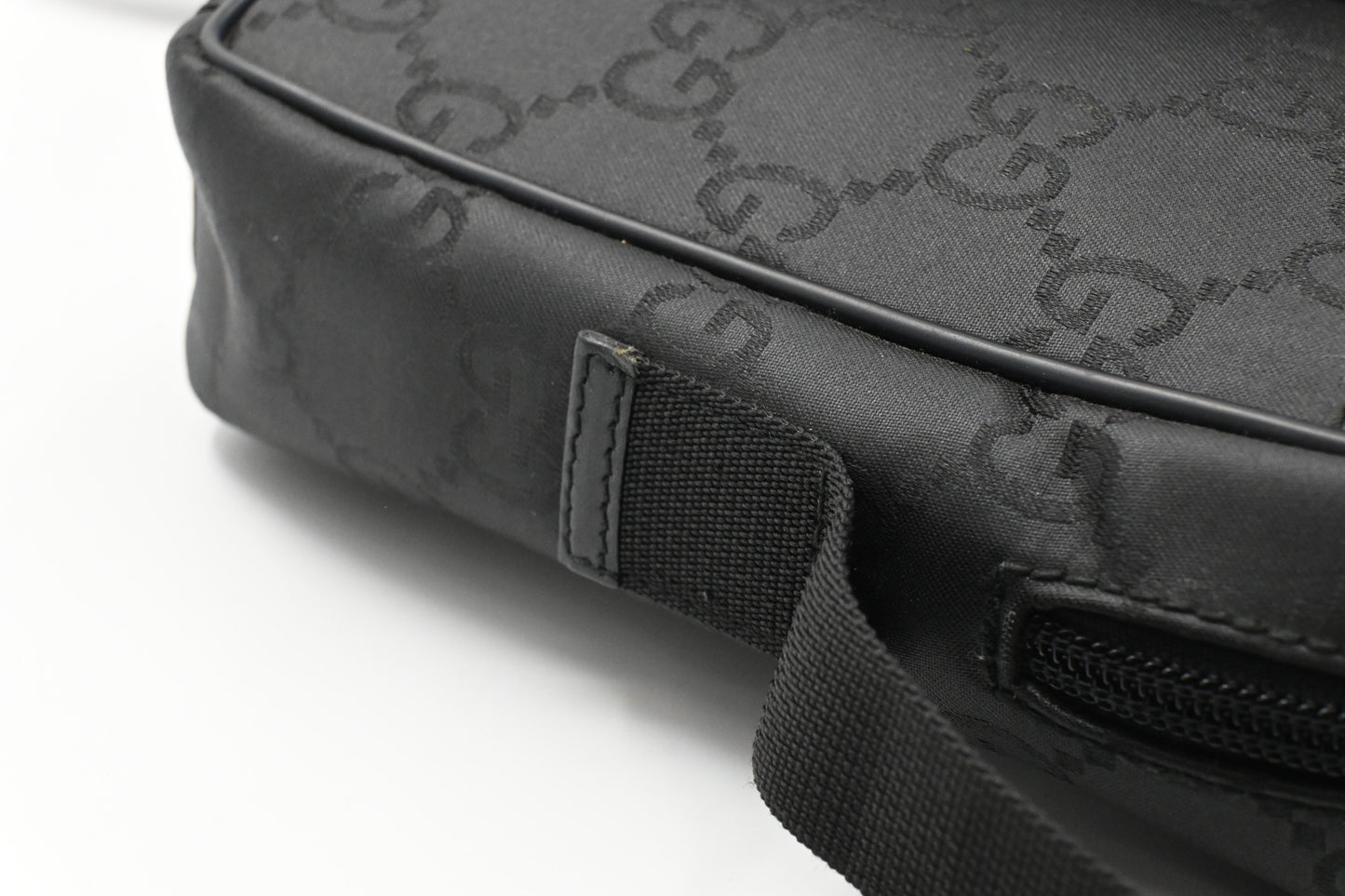 Gucci Crossbody Bag in Black Canvas