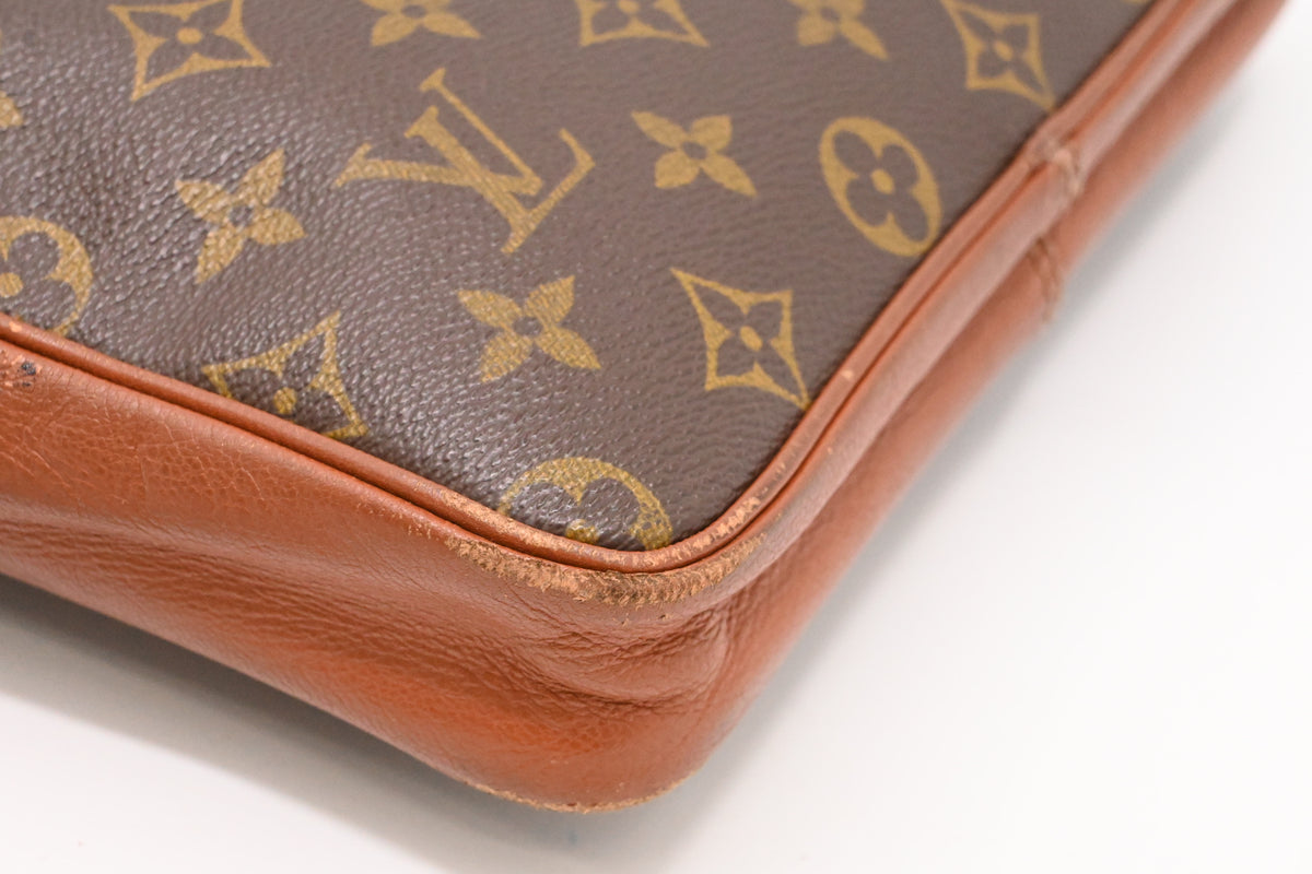 Louis Vuitton Pochette Sport in Monogram Canvas