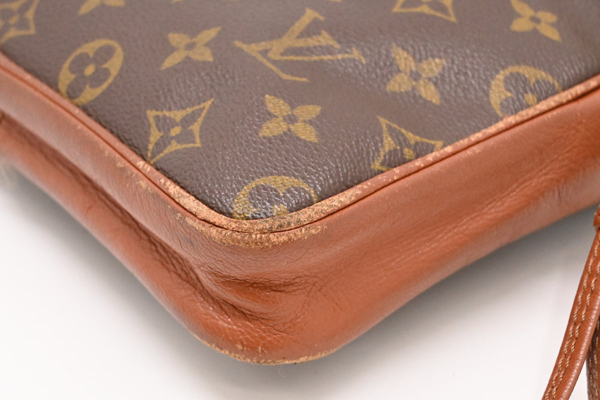 Louis Vuitton Pochette Sport in Monogram Canvas