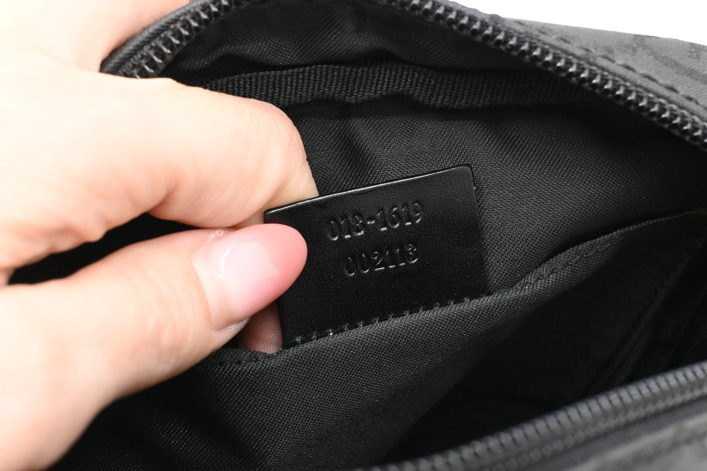 Gucci Crossbody Bag in Black Canvas