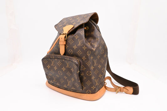 Louis Vuitton Montsouris GM in Monogram Canvas
