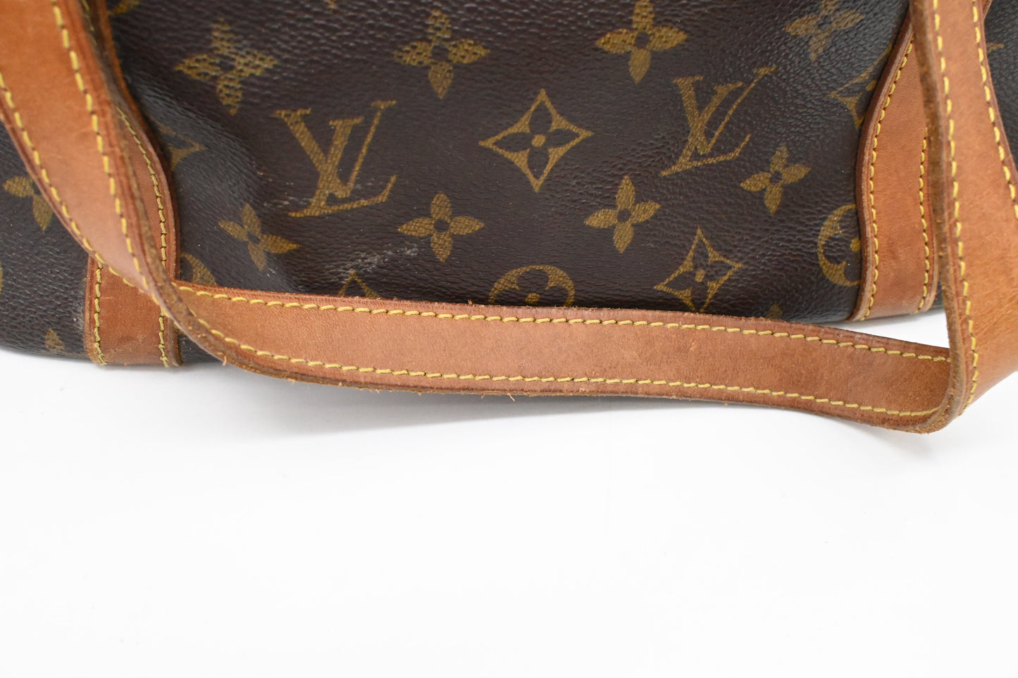 Louis Vuitton Sac Shopping 48 in Monogram Canvas