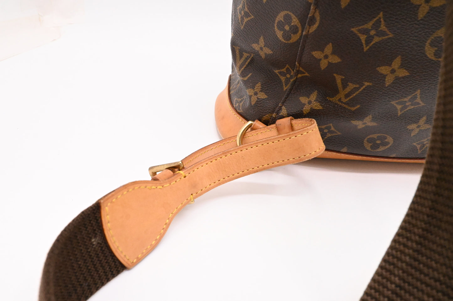 Louis Vuitton Montsouris GM in Monogram Canvas