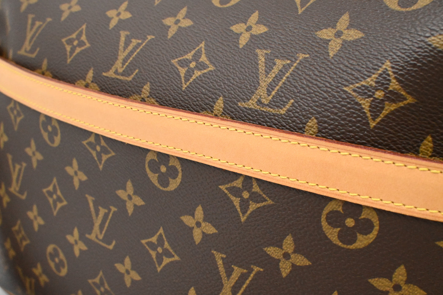 Louis Vuitton Reporter GM in Monogram Canvas