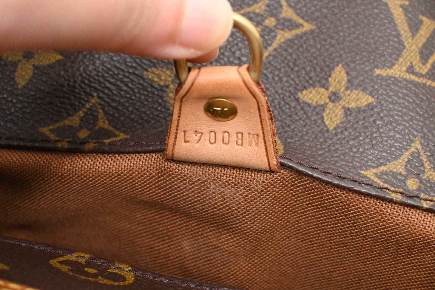 Louis Vuitton Sac Shopping 48 in Monogram Canvas