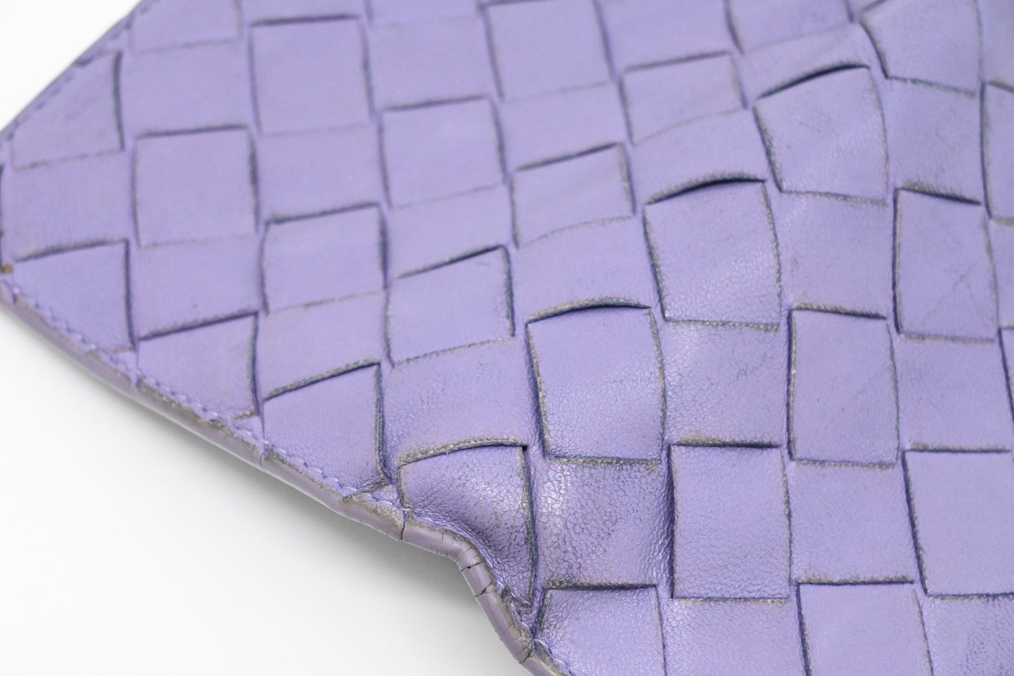 Bottega Veneta Wallet in Purple Intrecciato Leather
