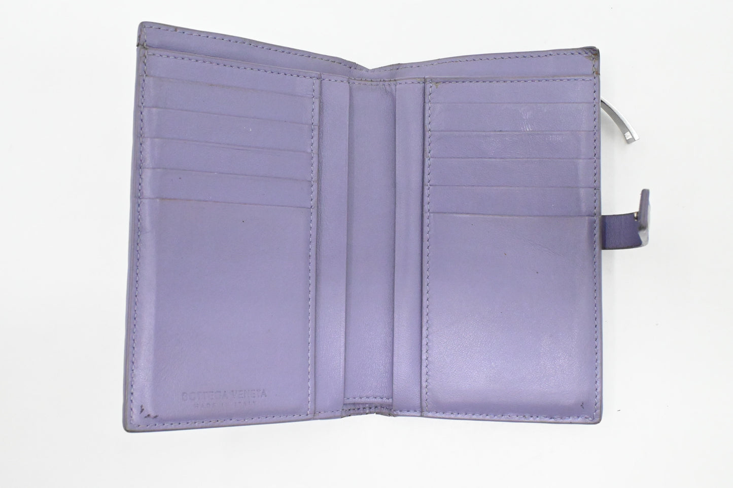 Bottega Veneta Wallet in Purple Intrecciato Leather