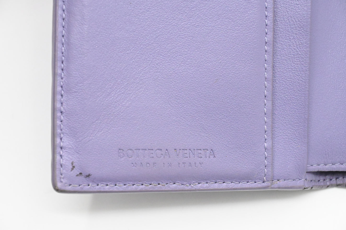 Bottega Veneta Wallet in Purple Intrecciato Leather