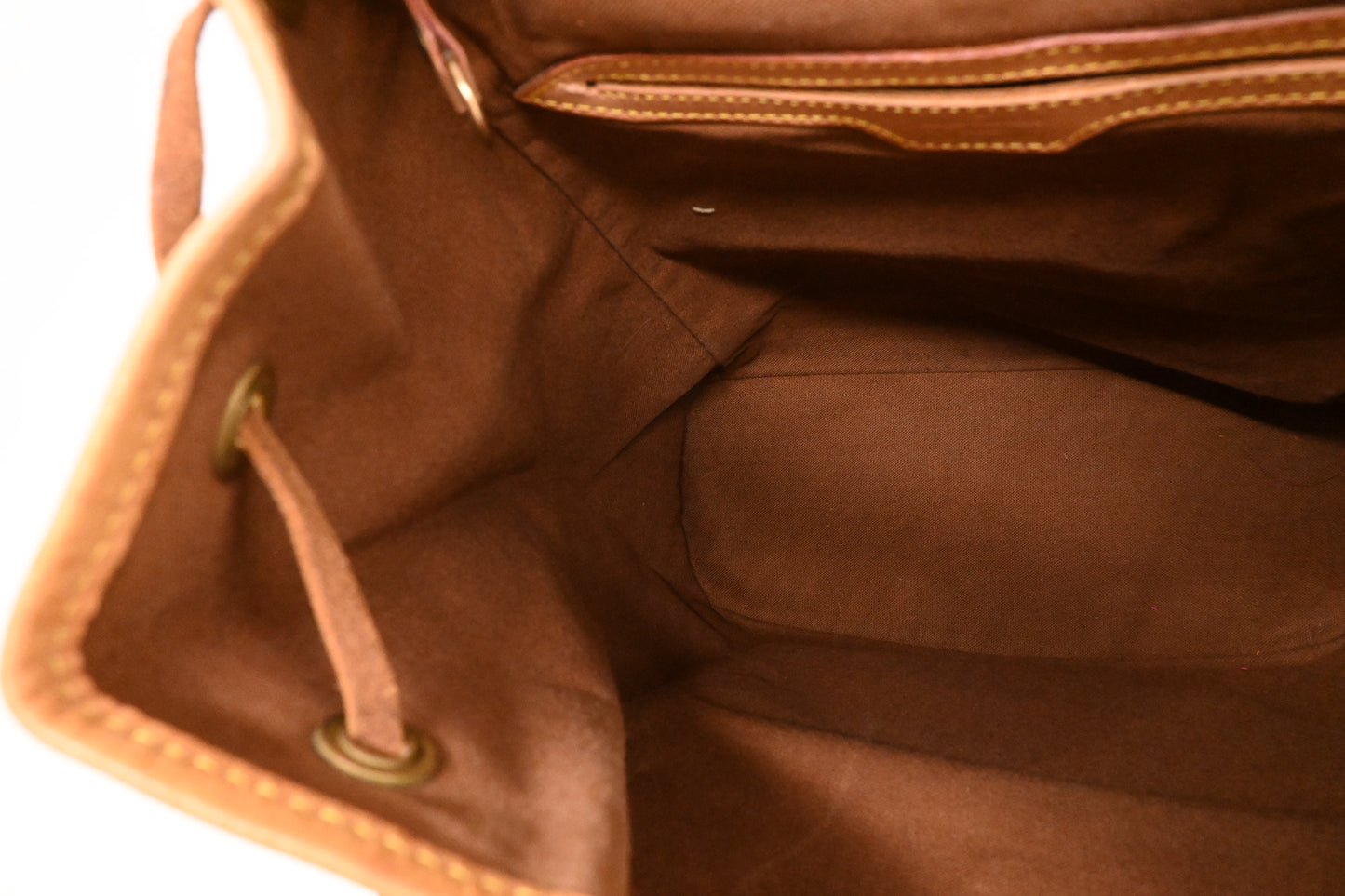Louis Vuitton Montsouris GM in Monogram Canvas