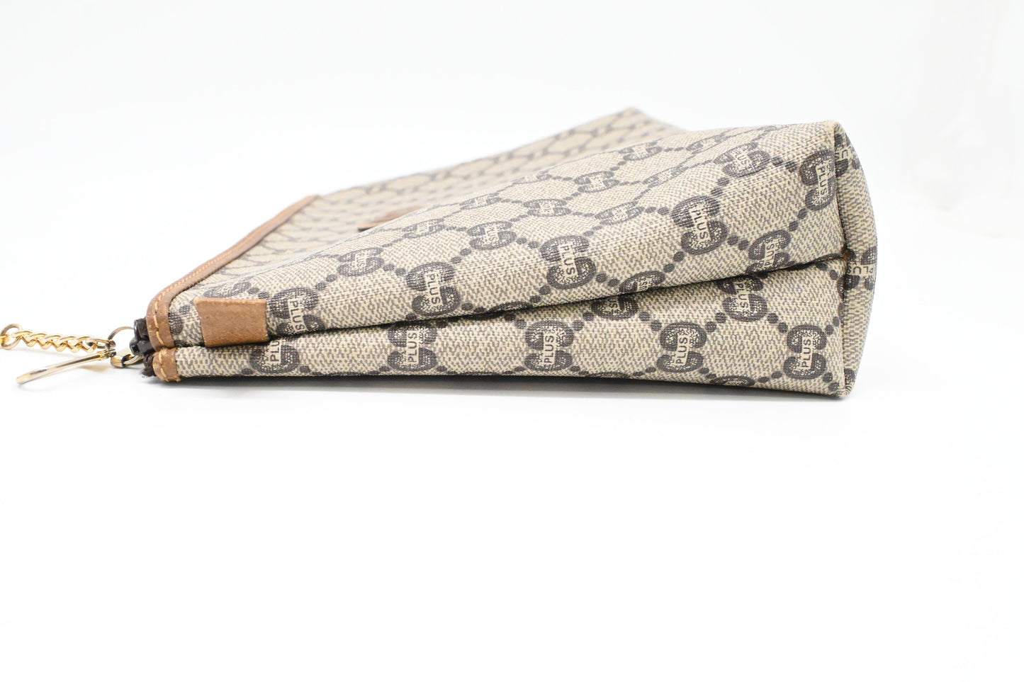 Gucci Plus Clutch in GG Plus Supreme Canvas
