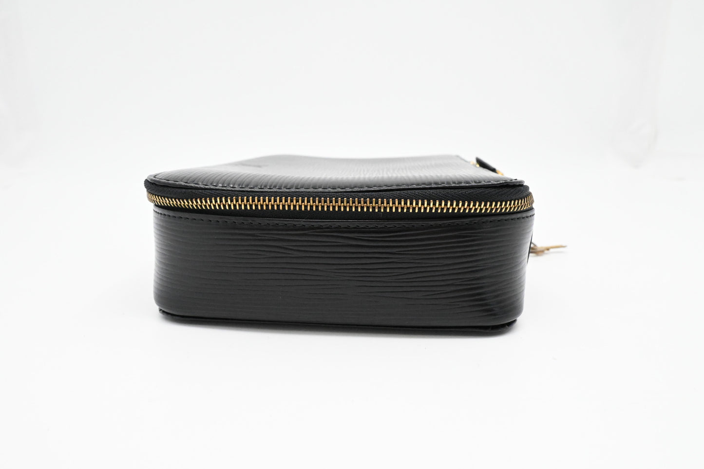 Louis Vuitton Monte Carlo in Black Epi Leather