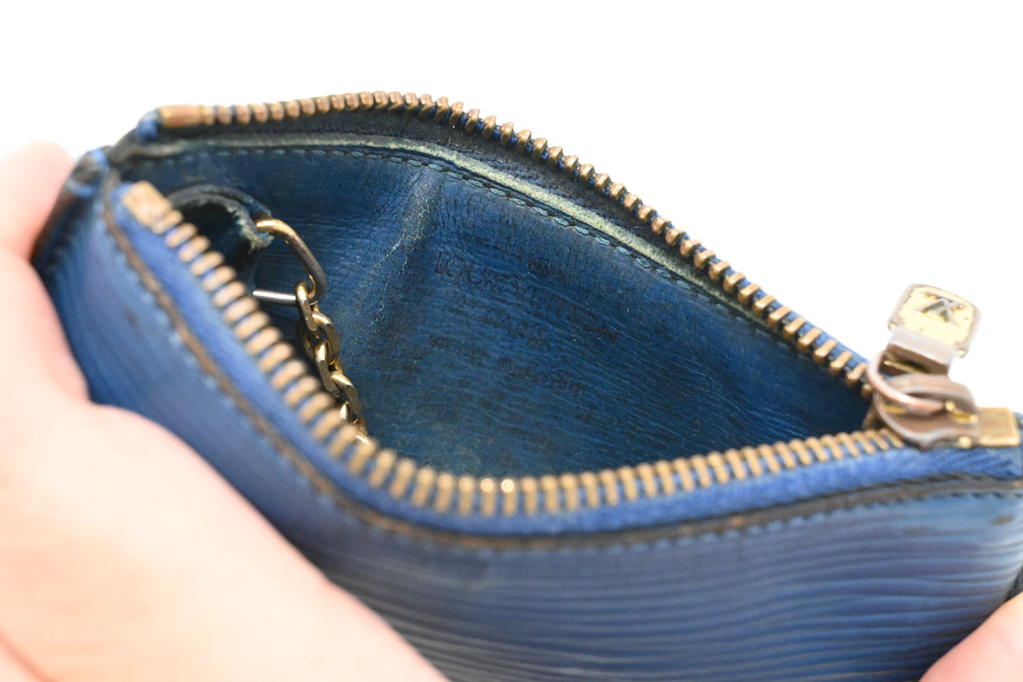 Louis Vuitton Pochette Cles in Blue Epi Leather