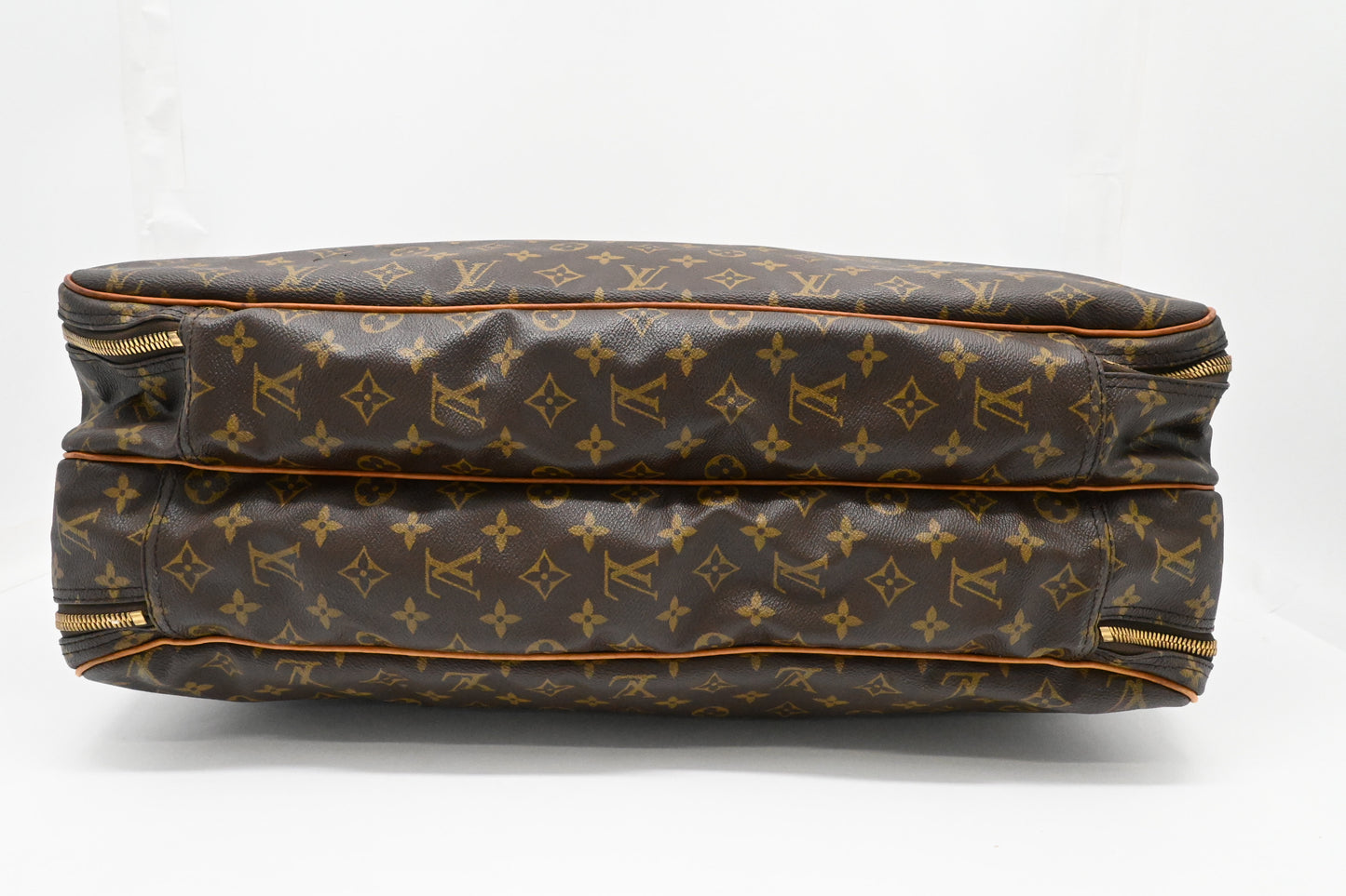 Louis Vuitton Alize 2 Poches in Monogram Canvas