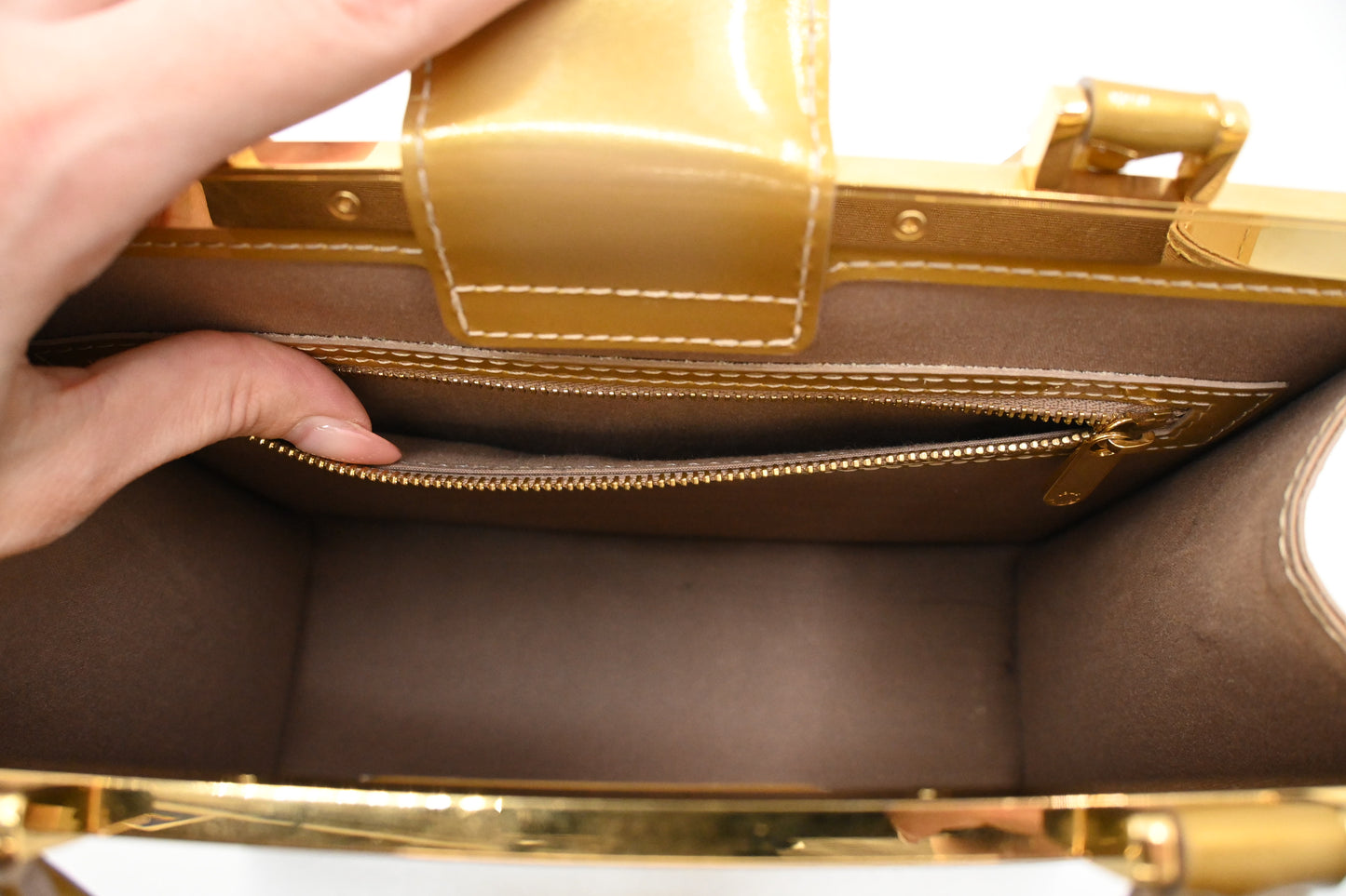 Louis Vuitton Deesse PM in Gold Vernis Leather