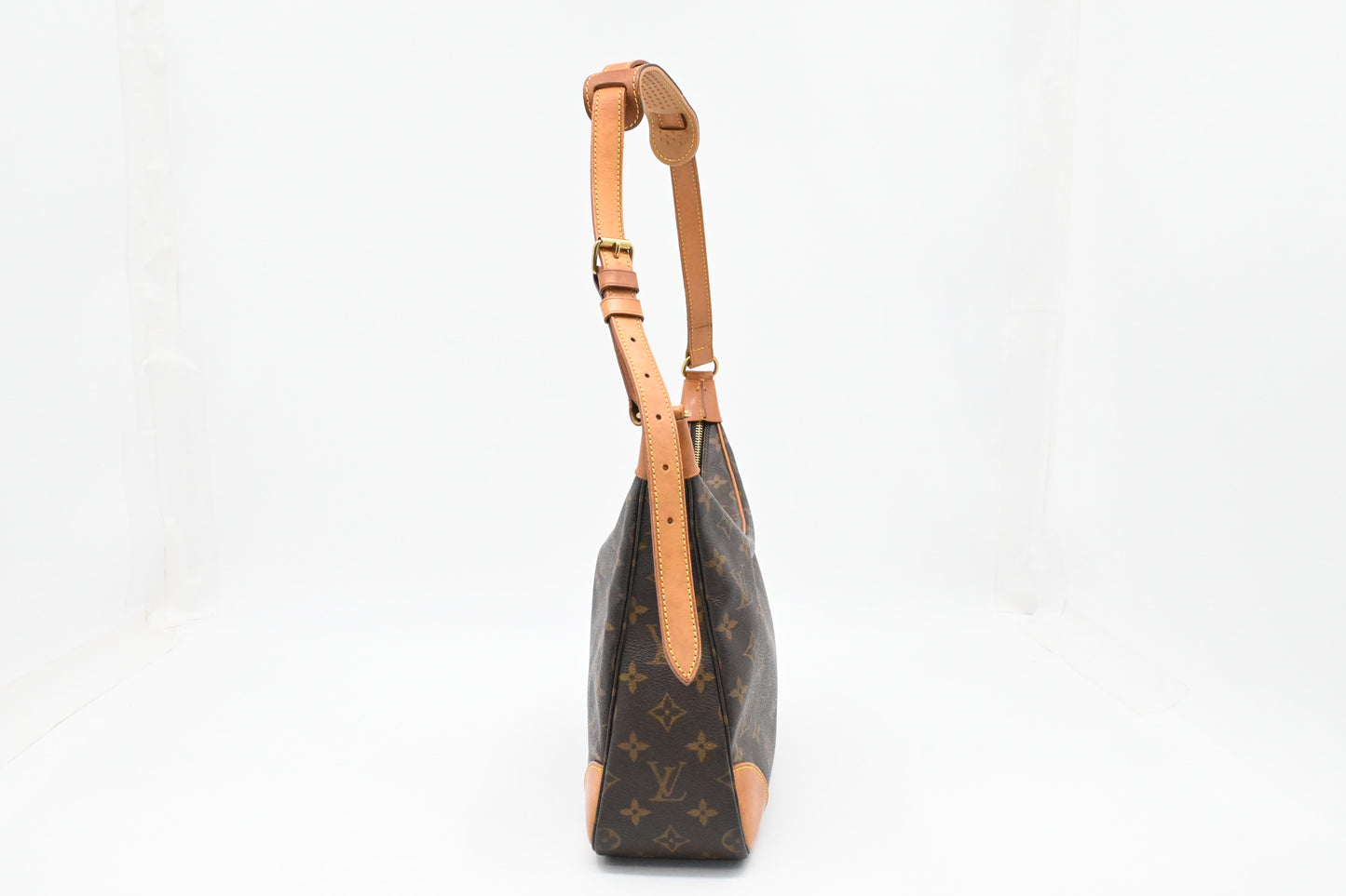Louis Vuitton Boulogne in Monogram Canvas