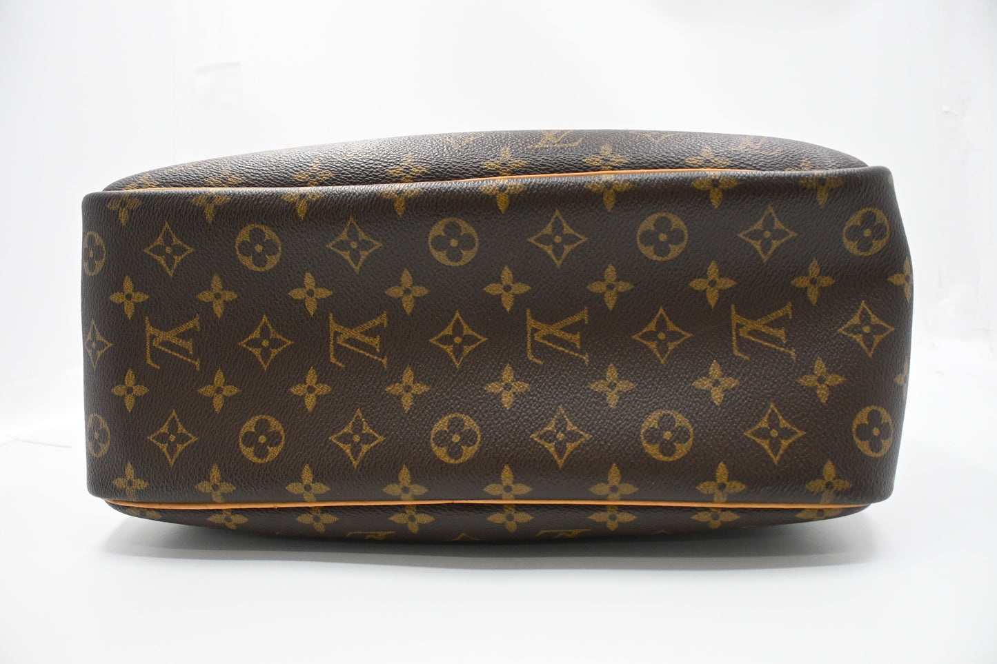 Louis Vuitton Deauville in Monogram Canvas