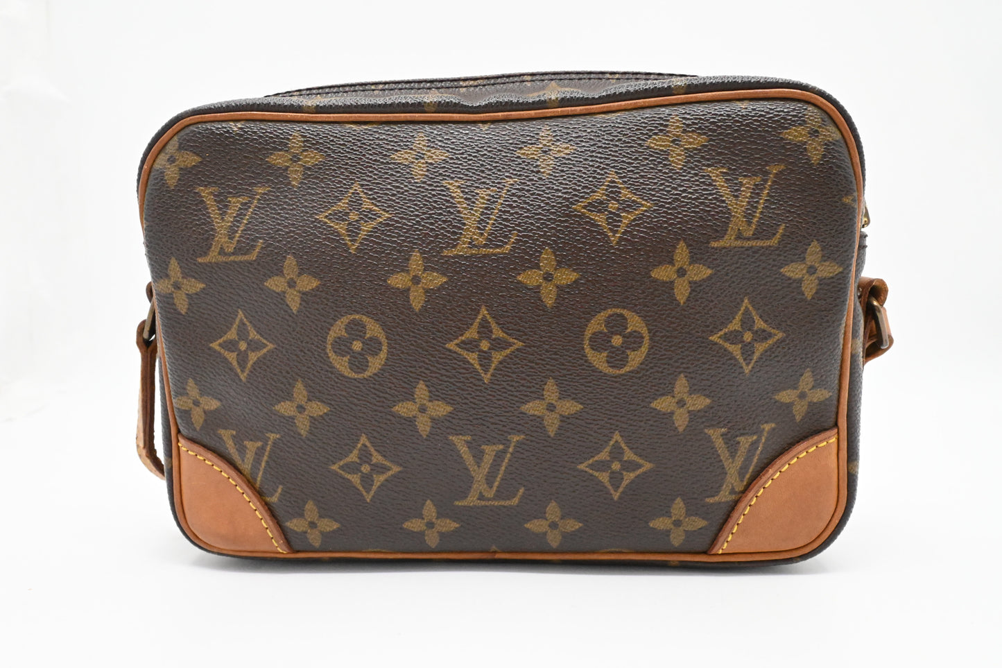 Louis Vuitton Trocadero 23 in Monogram Canvas