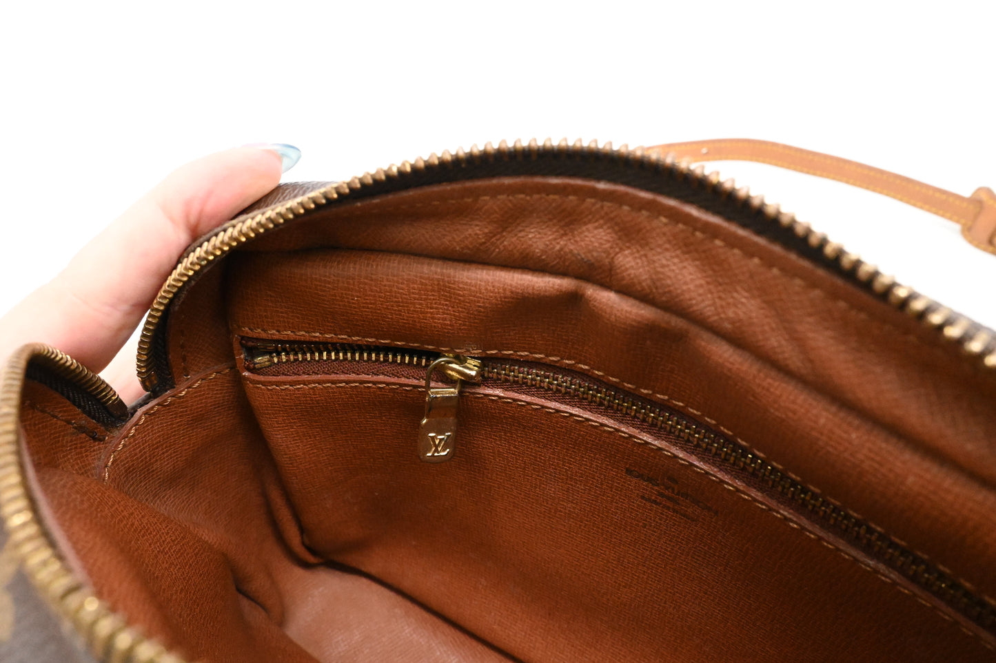 Louis Vuitton Trocadero 23 in Monogram Canvas