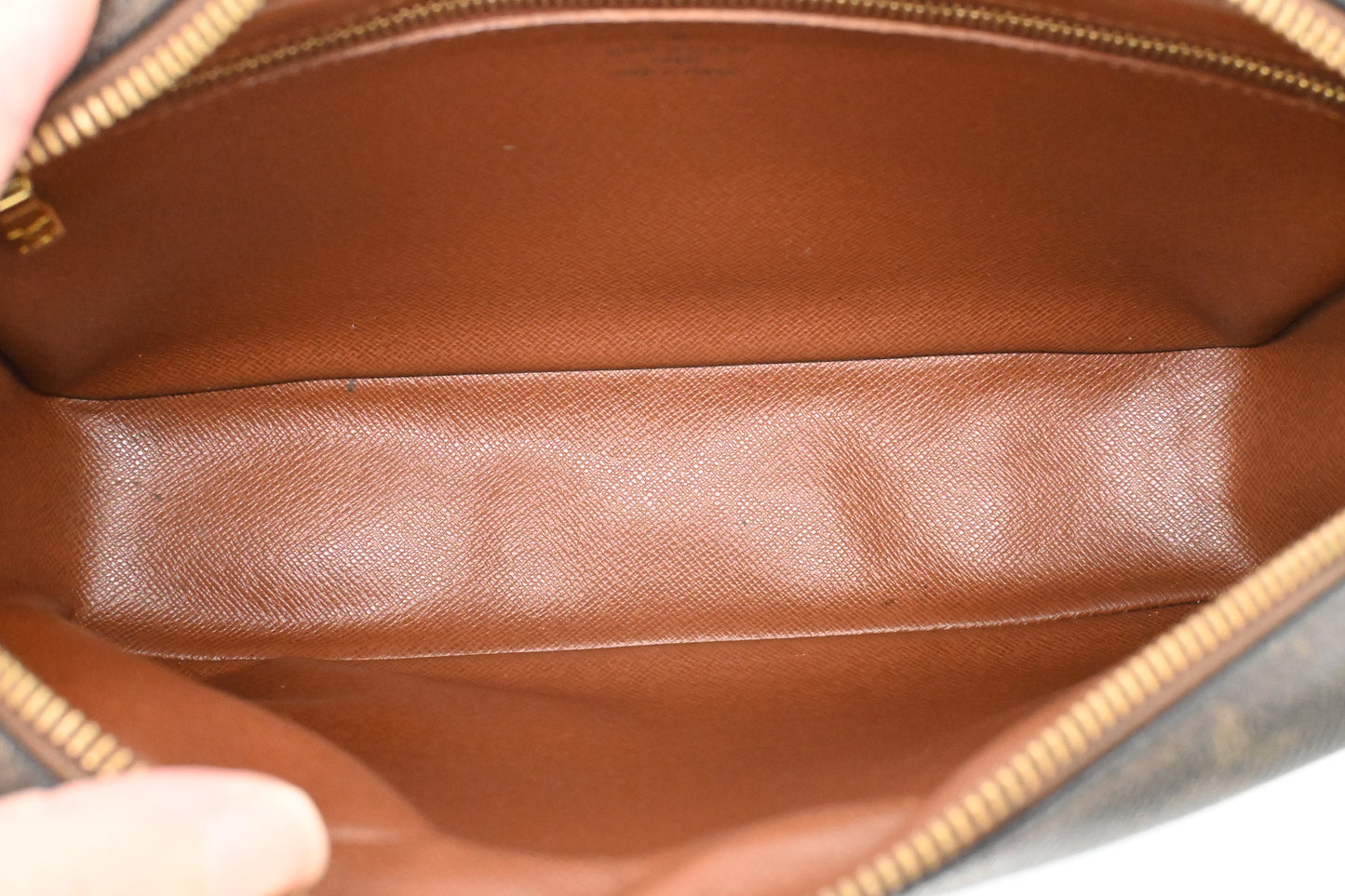 Louis Vuitton Trocadero 27 in Monogram Canvas