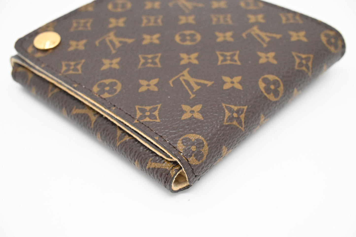 Louis Vuitton Jewelry Case in Monogram Canvas