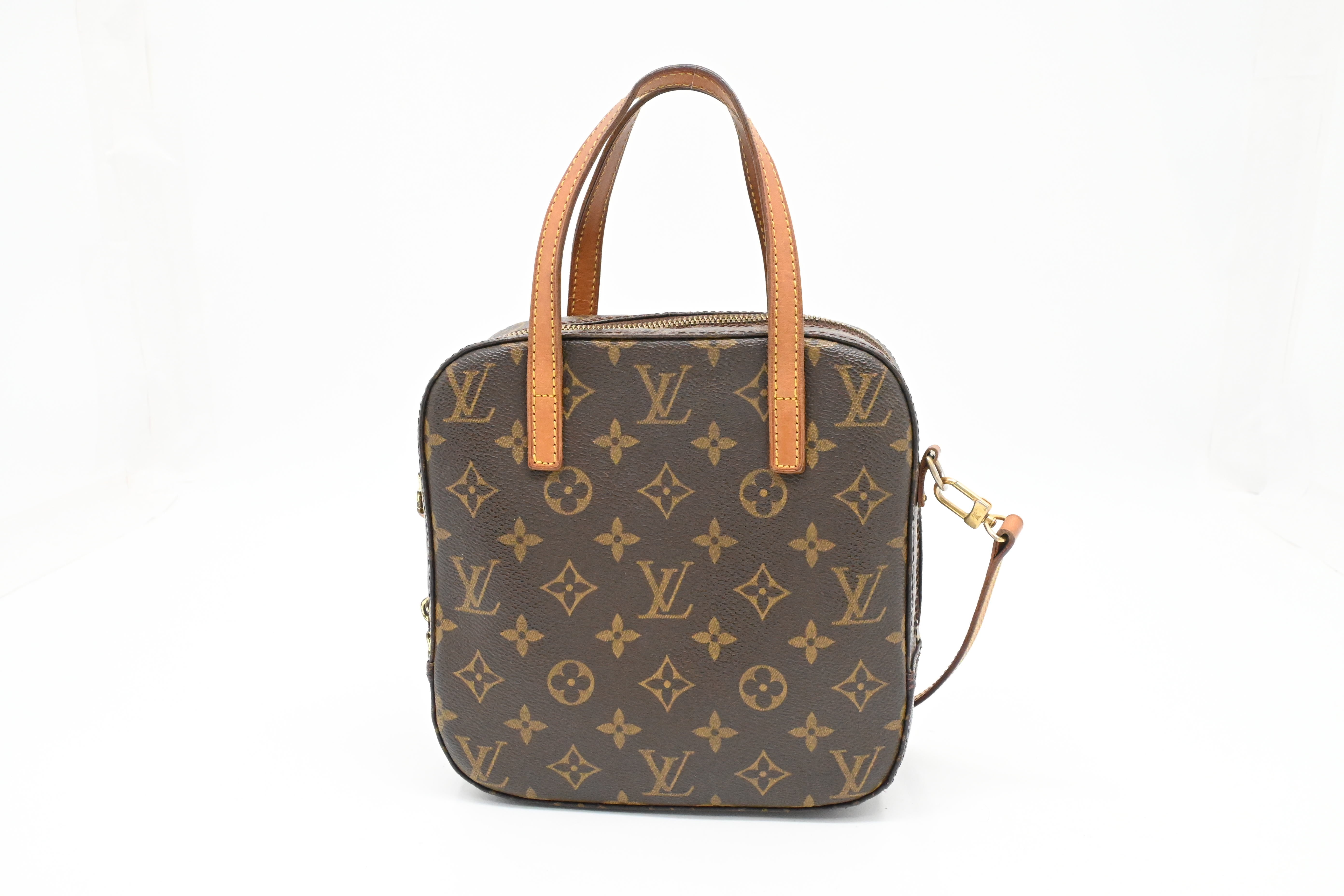Louis Vuitton スポンティーニ Louis Vuitton Spontini in Monogram Canvas – Weekly Lux Drop