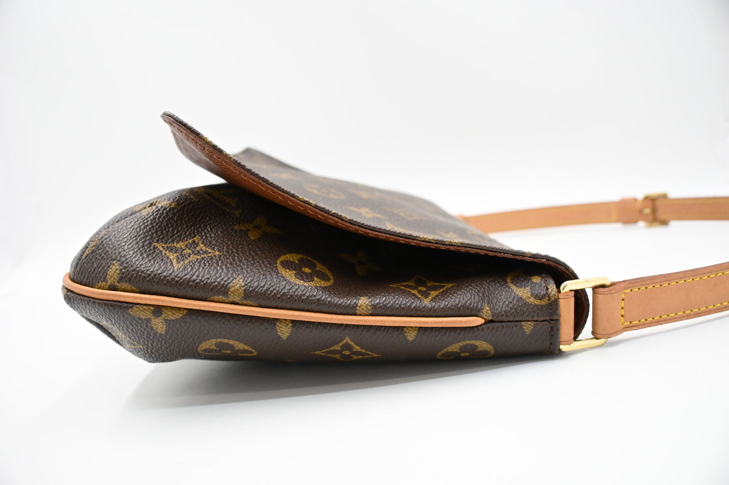 Louis Vuitton Musette Tango in Monogram Canvas