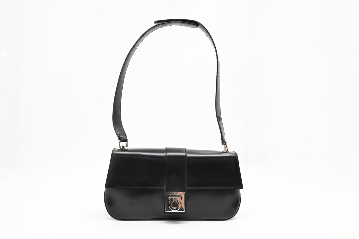Ferragamo Shoulder Bag in Black Leather
