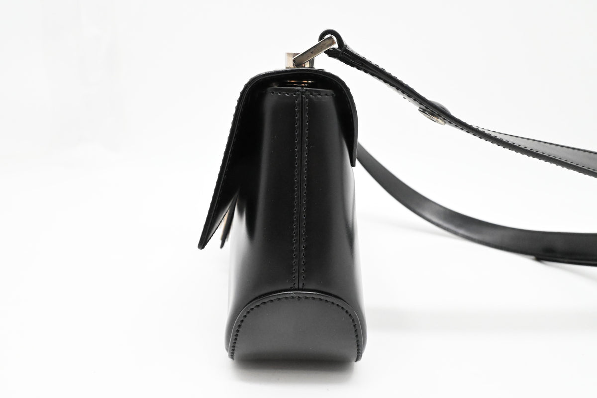Ferragamo Shoulder Bag in Black Leather